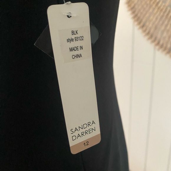 Sandra Darren Black Sleeveless Shift Dress Size 12 NWT Little Black Dress - Picture 6 of 8